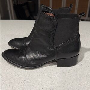Donald J. Pliner Black Leather Boots